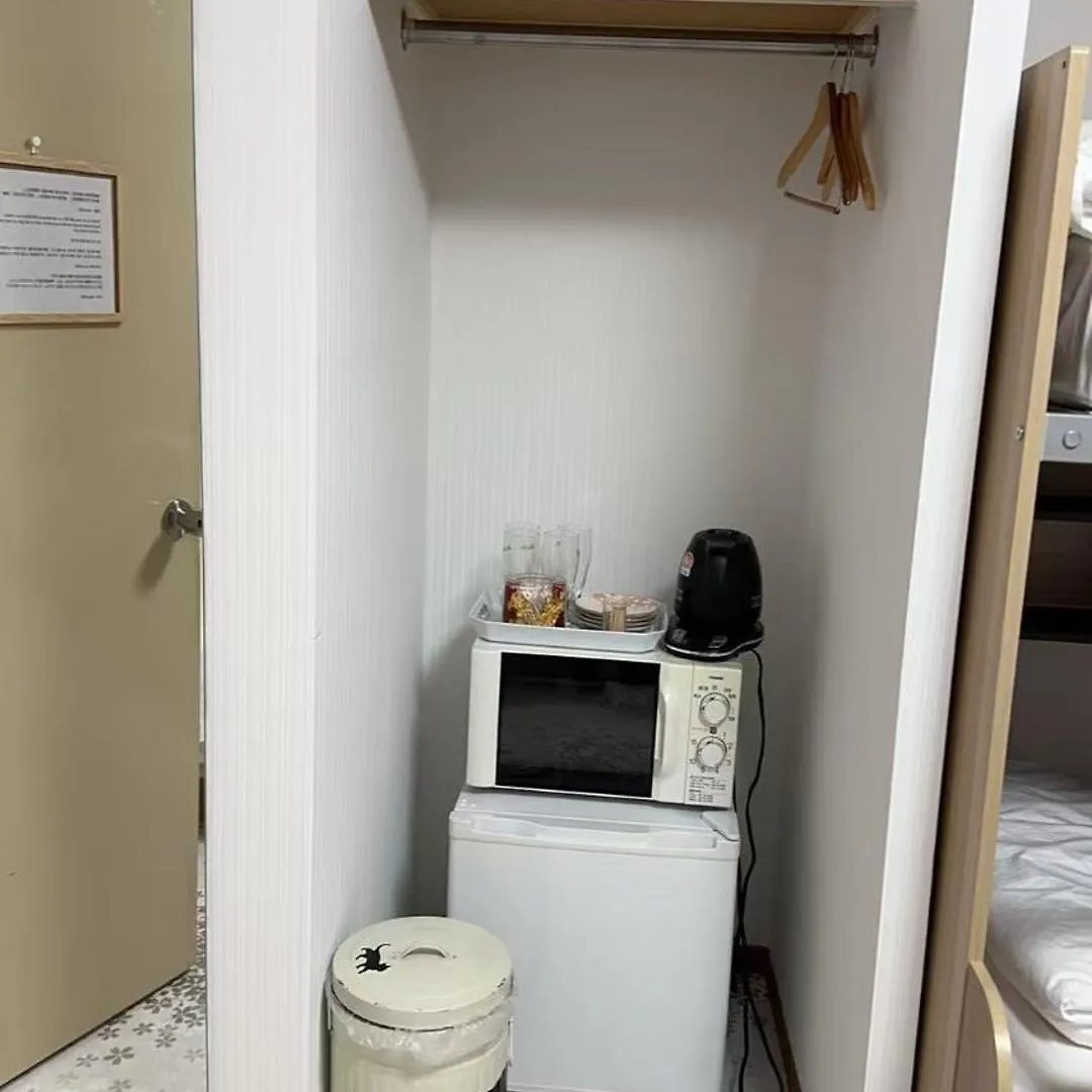 梟の宿 岛之内2号馆 步行200M至道顿堀! 徒步5分钟日本桥站! 心斋桥8分钟 黑门市场15分种徒步圈内 !中央区66平方2间房可住7人 Ōsaka 0*,  Japon
